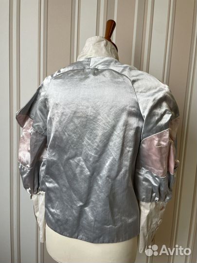 Куртка жакет атласный женский 44 S