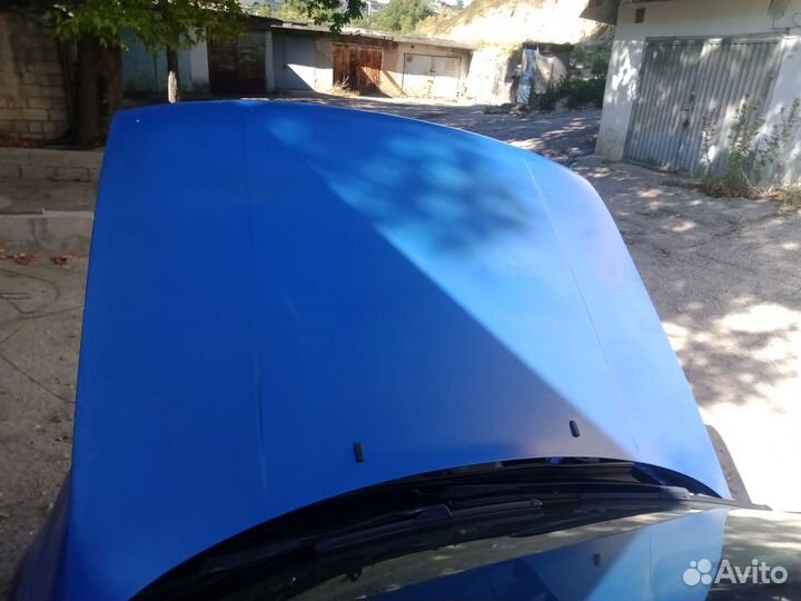 Volkswagen гольф 3 капот