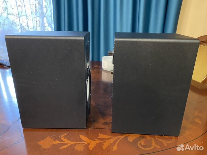 Студийные мониторы Yamaha Hs5 пара + аудиокабели