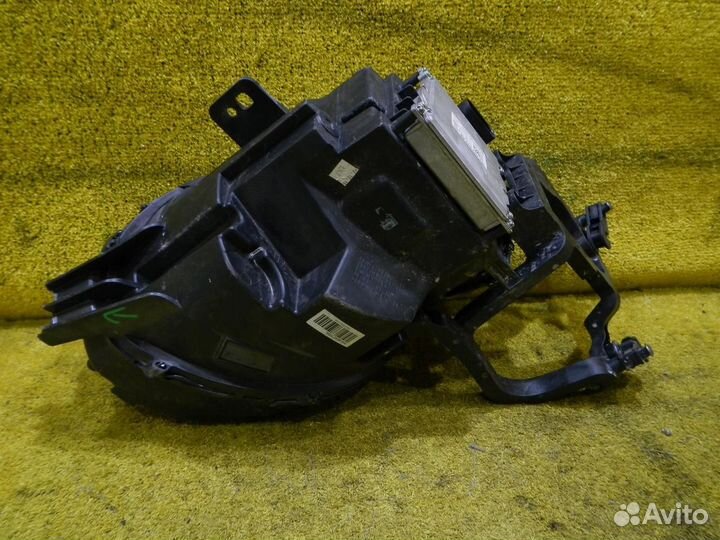 Фара правая Bentley Bentayga