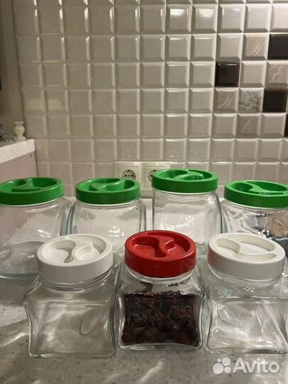 Контейнер под сыпучие. Стекло 1,5л и 0,5 л