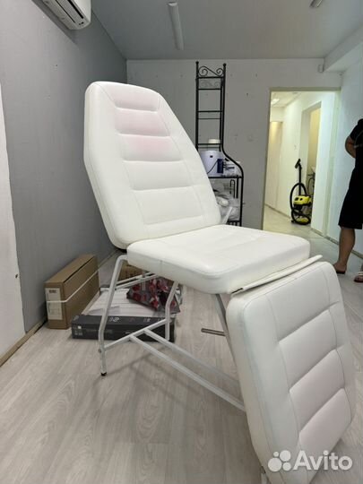 Массажный стол