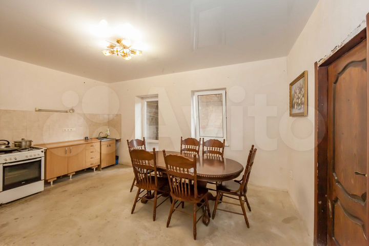 Дом 228,4 м² на участке 4,6 сот.