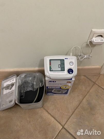Тонометр автоматический японский AND