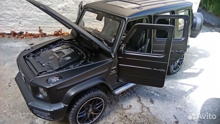 Машинка Металлическая Mercedes-Benz G63