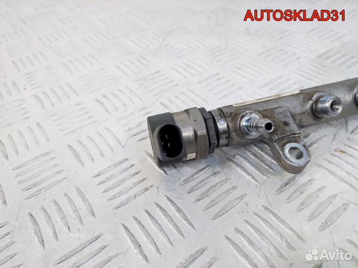 Рейка топливная Volkswagen Passat B6 03L130089