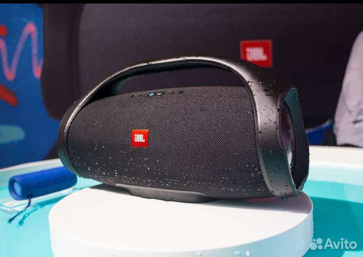 Колонка jbl boombox