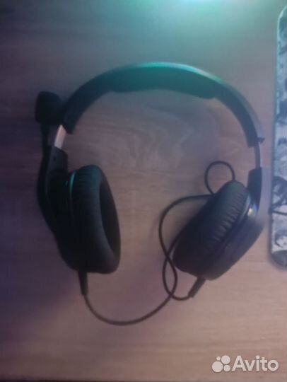 Игровая гарнитура HyperX