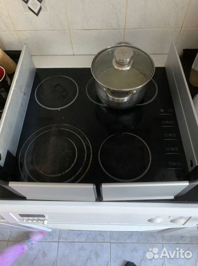 Защитный барьер для плиты от детей