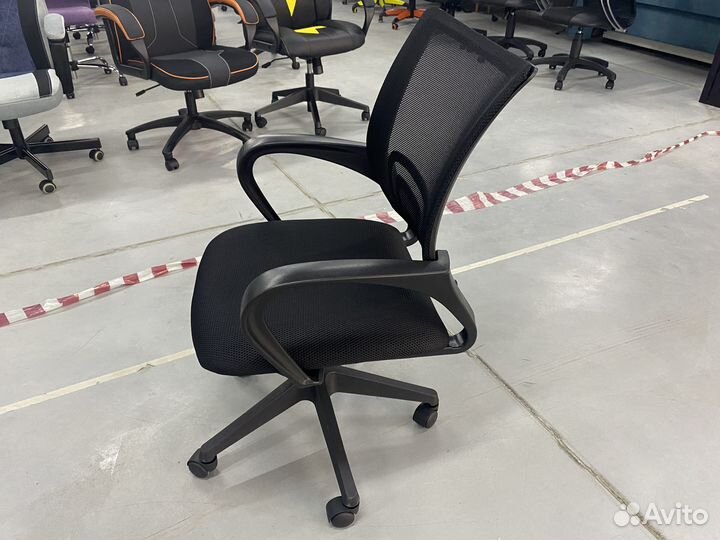 Компьютерное кресло