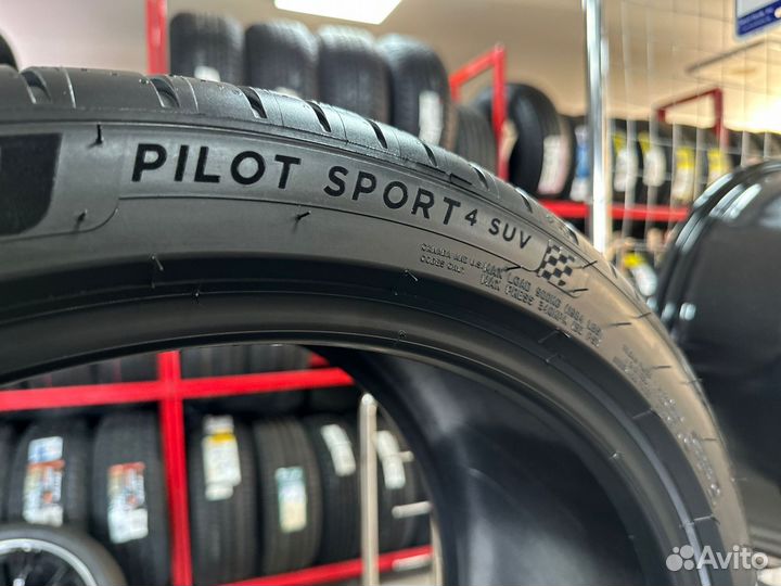 Michelin Pilot Sport 4 SUV 275/35 R22 и 315/30 R22 104Y