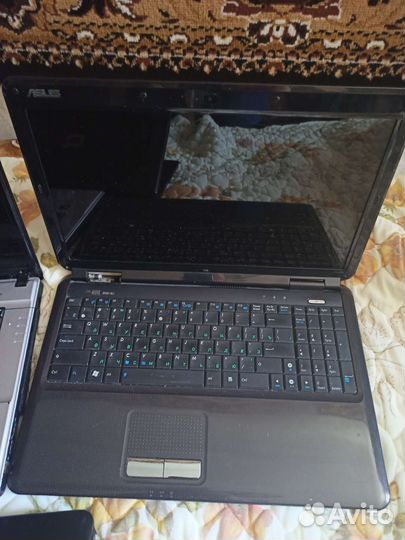 Ноутбуки Asus. Lenovo.hp