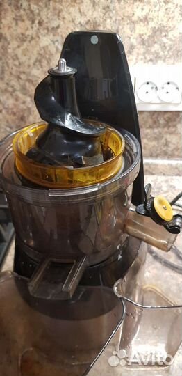 Соковыжималка шнековая kitfort 1104