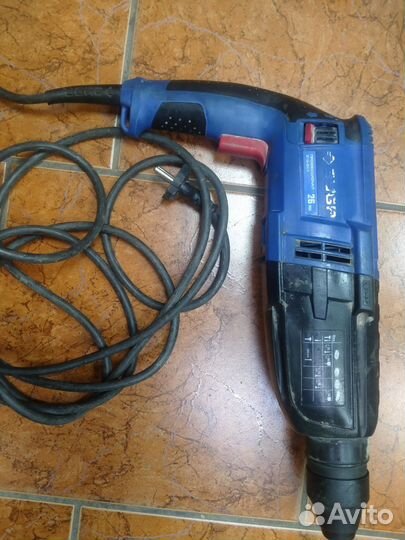 Перфоратор зубр