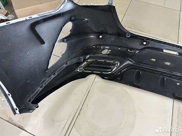 Задний бампер