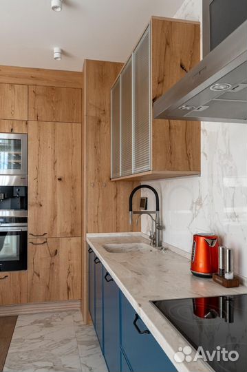 Кухня на заказ под потолок