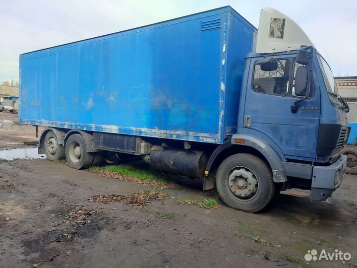 Mercedes-Benz 2433, 1992