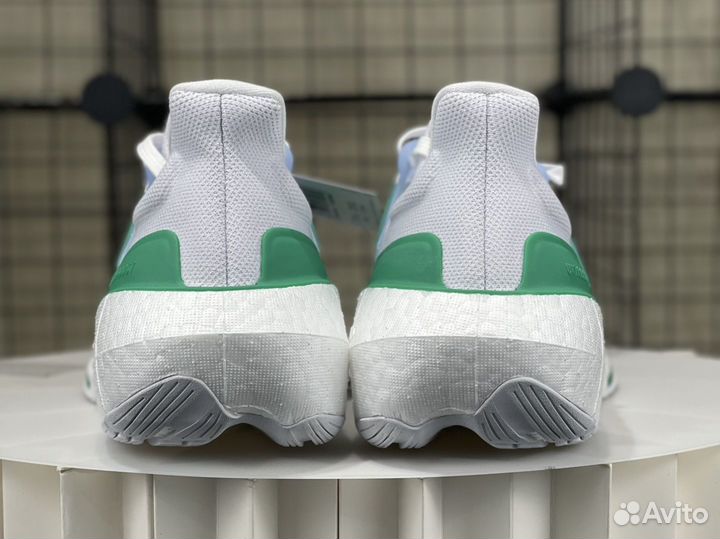 Кроссовки adidas ultraboost 23