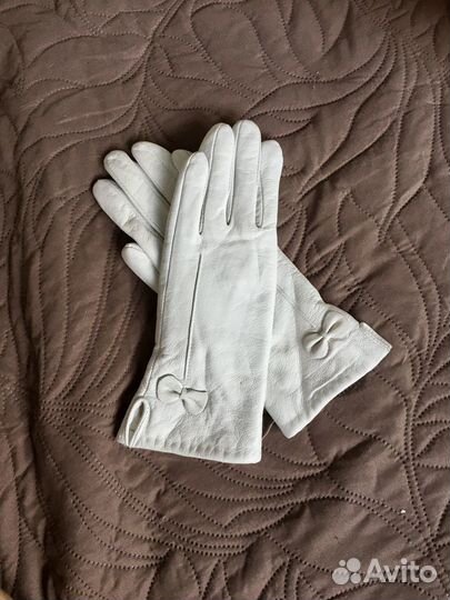 Перчатки женские кожаные новые