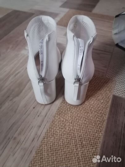 Продам туфли