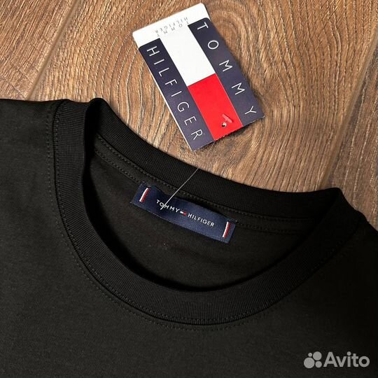 Футболка Tommy Hilfiger