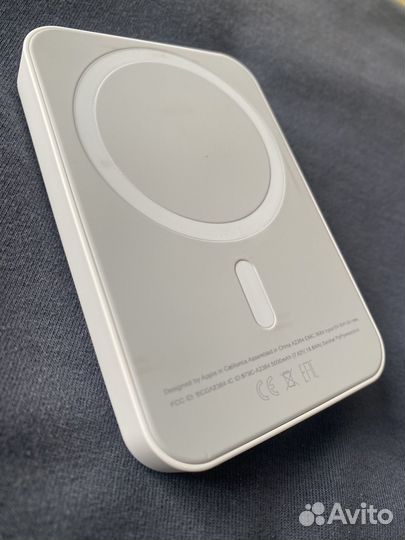 Повербанк 5000mah с Magsafe