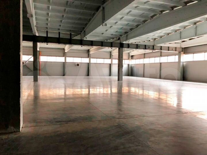 Складское помещение, 2250 м²