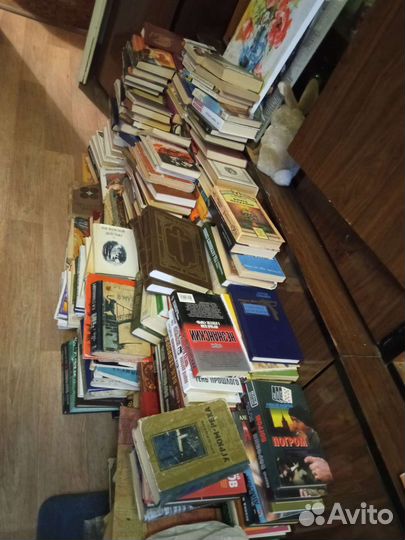 Книги детективы и приключения