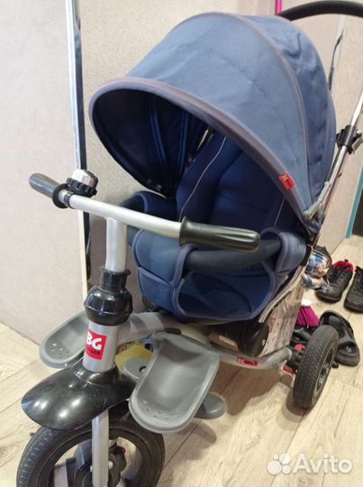 Трехколесный велосипед с ручкой б/у