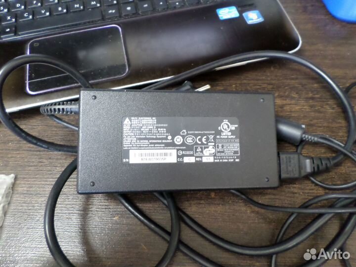 Зарядное для игрового ноутбука 19v 6.15A