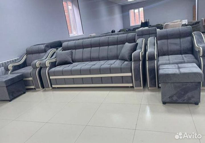 Диван и кресла