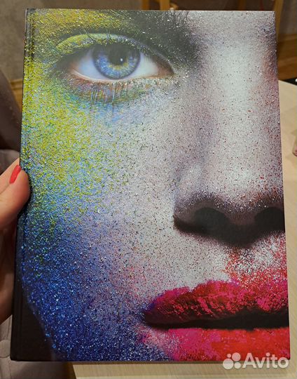 Книга История Макияжа