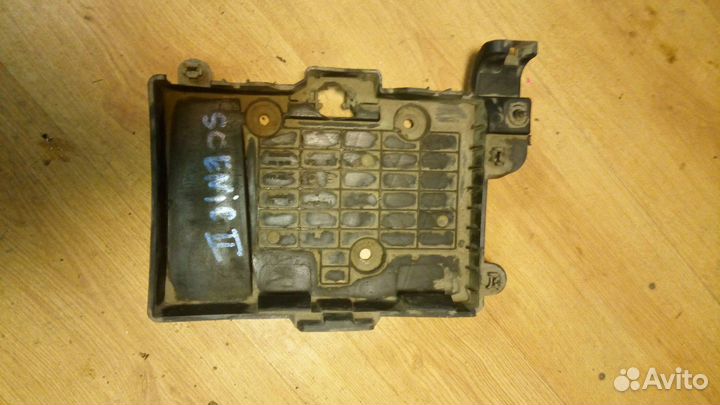 Площадка под аккумулятор Рено сценик 2