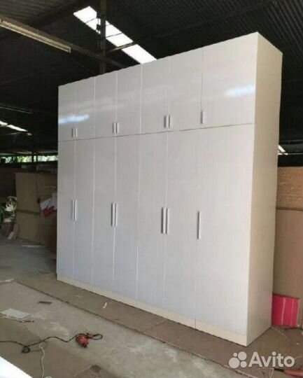 Шкаф на заказ цвет орех