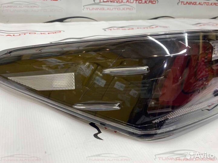 Фонари задние стопы Toyota Camry 70 Lexus St F0126
