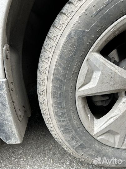 Michelin X-Ice North 225/60 R17