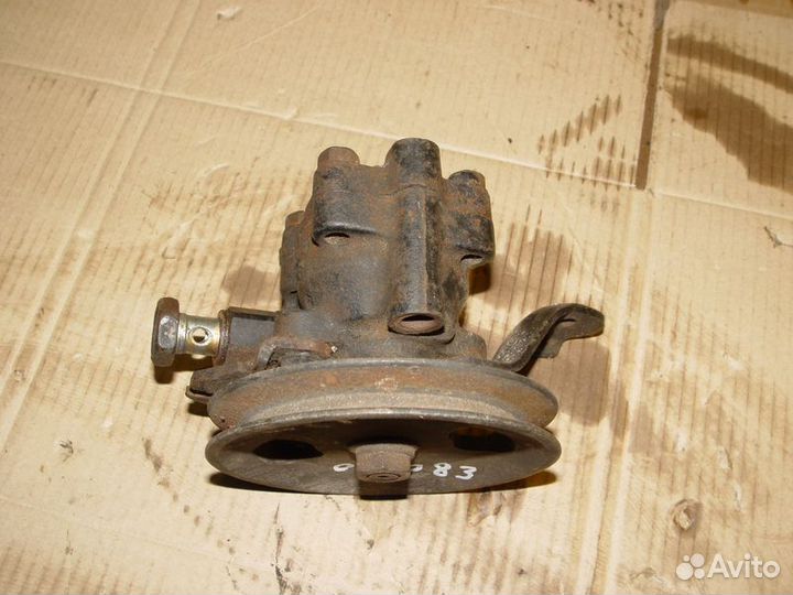 Насос гур Nissan terrano 1 94г