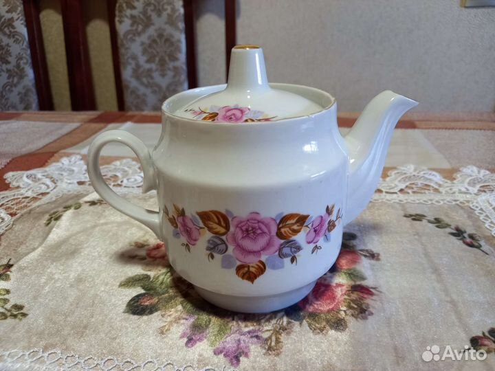 Заварочный чайник и сахарница СССР