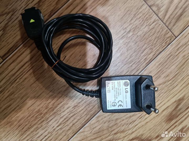 Телефон кнопочный nokia 105