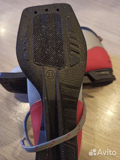 Лыжные ботинки