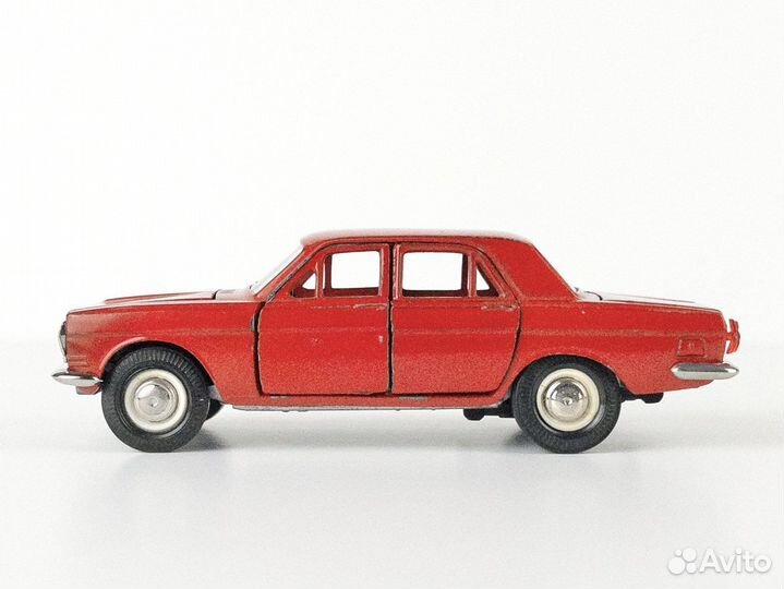 Модель автомобиля газ 2401 А14,1/43,ссср