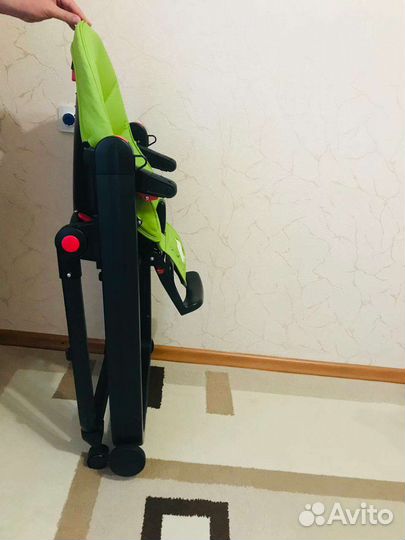 Детский стульчик для кормления