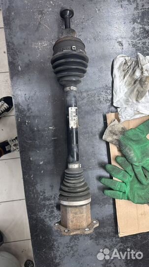 Привод в сборе 8R0 407 271 G