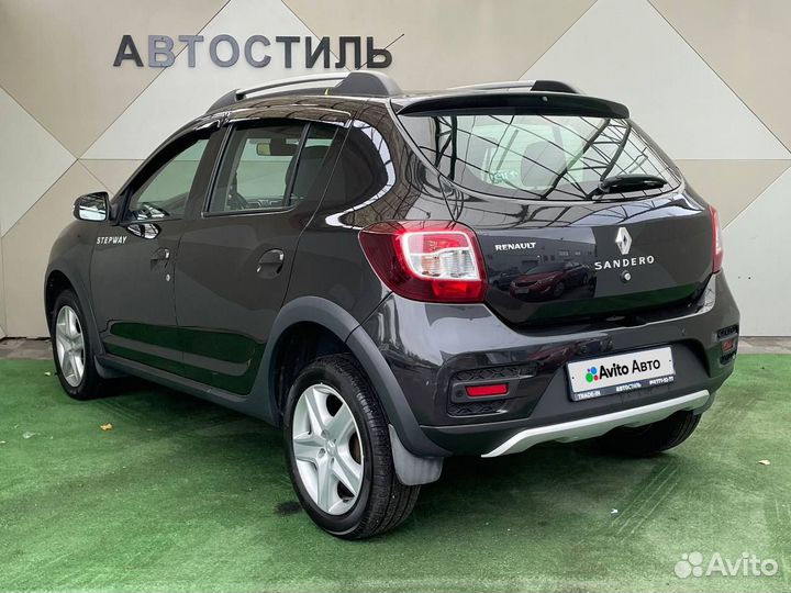 Renault Sandero Stepway 1.6 МТ, 2017, 97 985 км