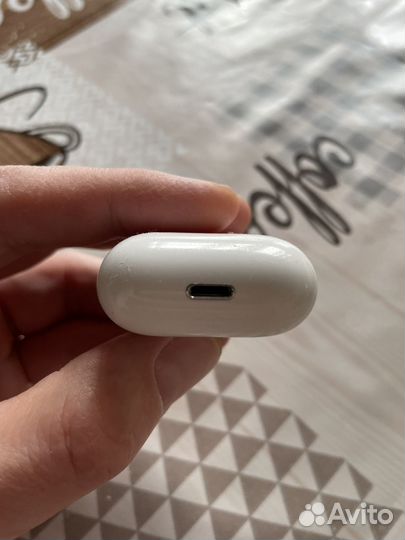 AirPods 2