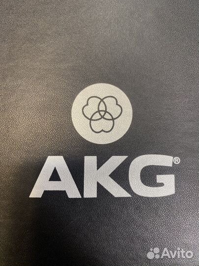 Новый студийный конденсаторный микрофон Akg p220