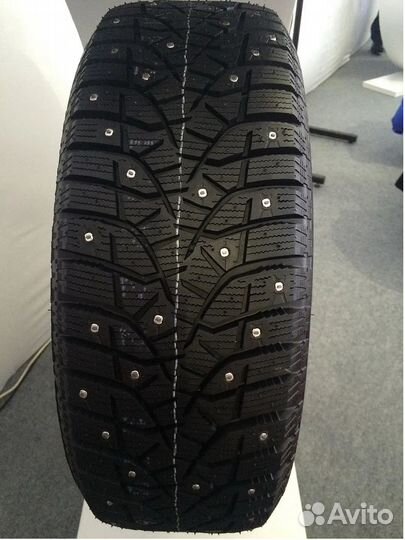 Bridgestone Blizzak Spike-02 SUV 225/60 R17 103