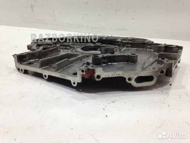 Крышка двигателя