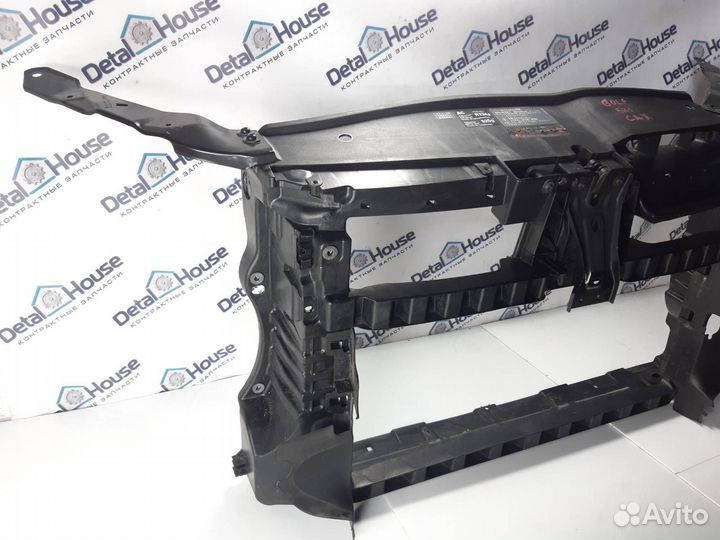 Передняя панель (телевизор) Volkswagen Golf 6