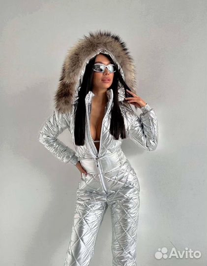 Зимний комбинезон. Женский костюм